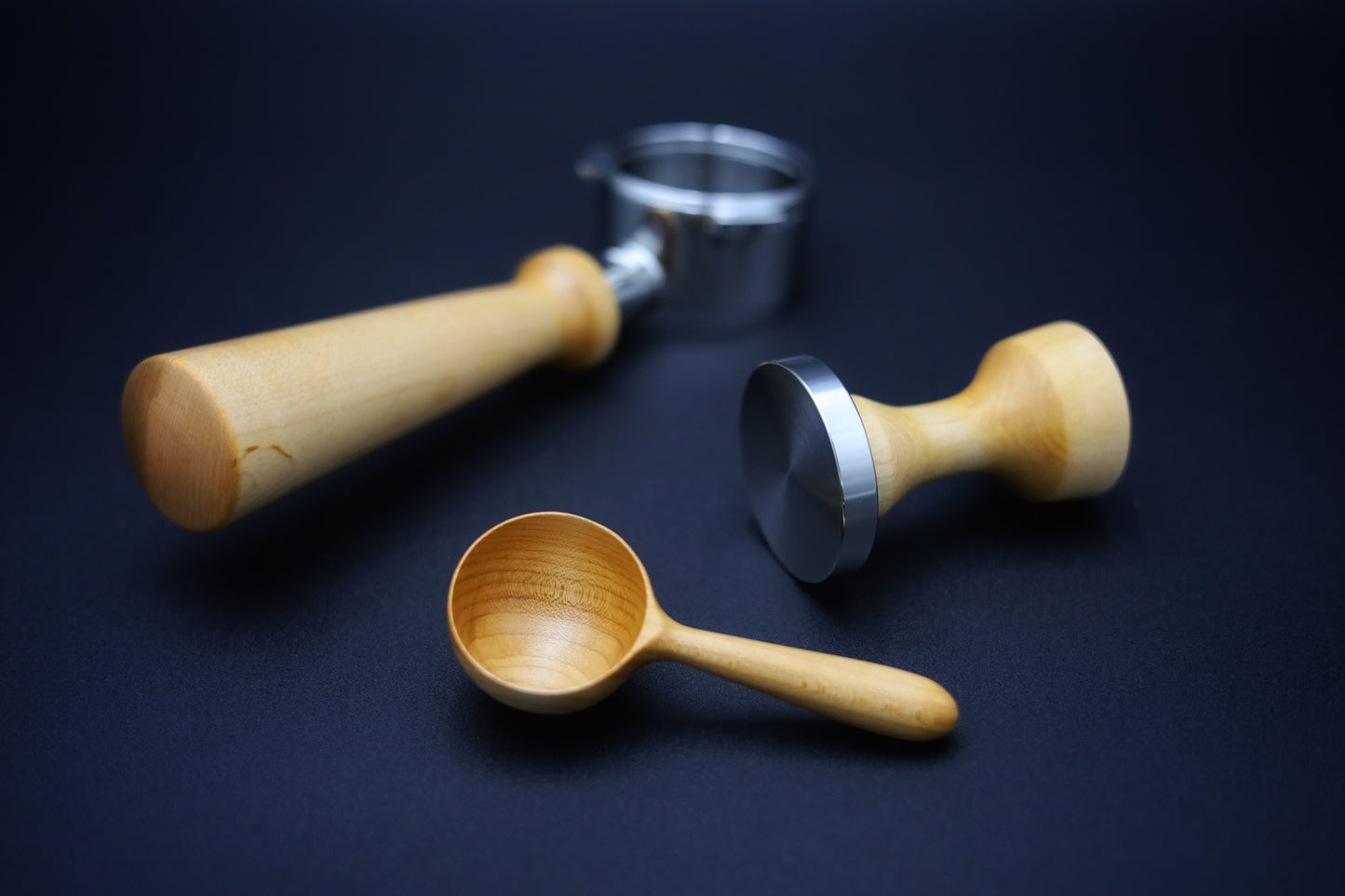 Tamper artisanal en bois et acier inoxydable