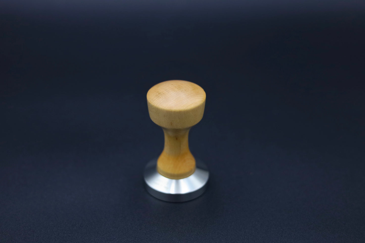Tamper artisanal en bois et acier inoxydable