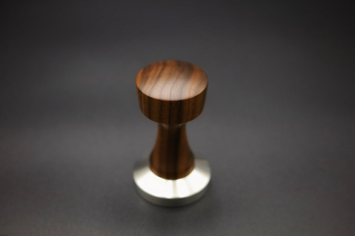 Tamper artisanal en bois et acier inoxydable