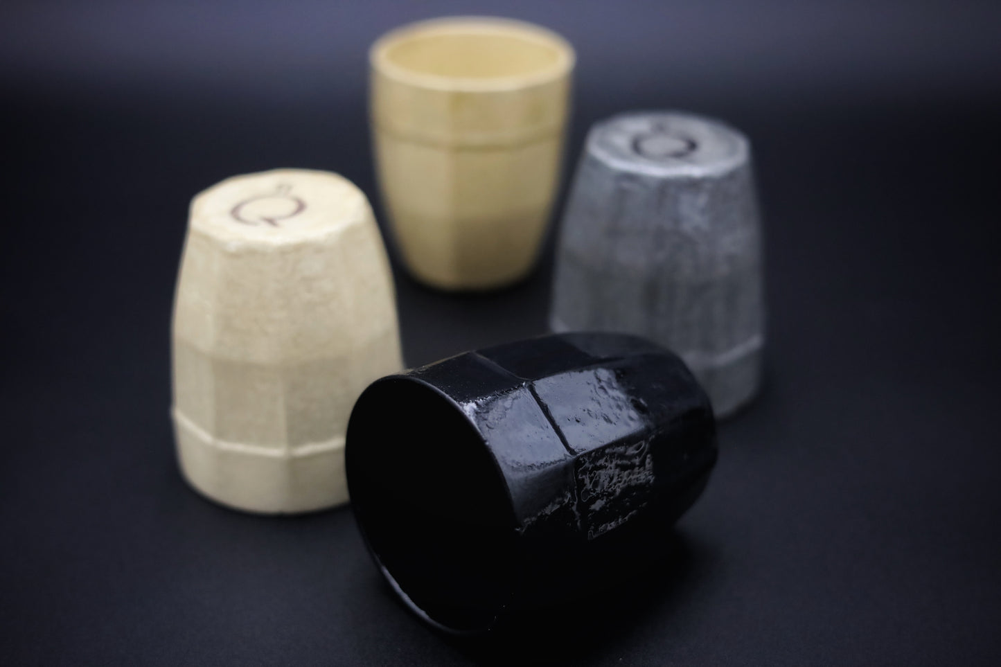 Tasse régulière en béton artisanal